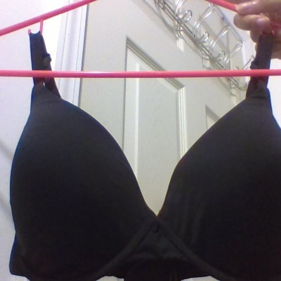 8 used bras - Picture 2 of 14